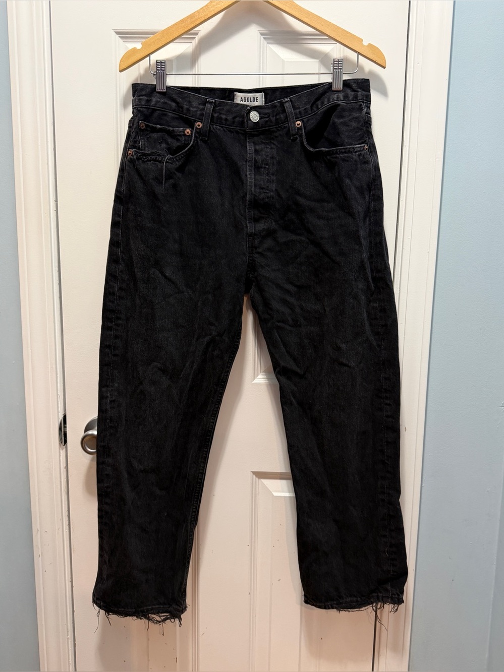 Agolde Women's Black 90's Crop Jeans with Raw Hem Size 29